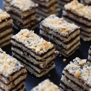 Dobos (100g)