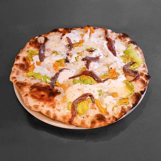 Fiori e alici pettinata