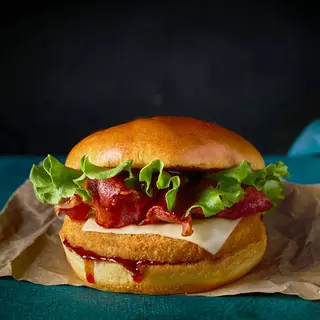 Bronx BBQ Crispy Chicken Burger