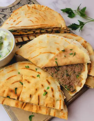 Menú Sujuk Arayes