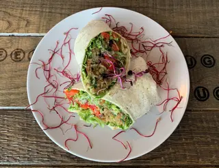 Burito cu falafel