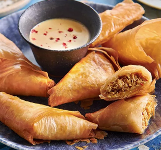 Pollo Samosa (2 Uds.)