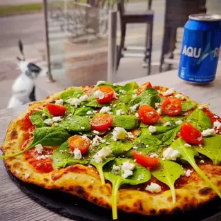 Pizza Espinacas (Mediana)