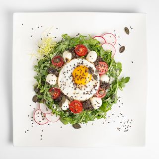 Salata Alice in Wonderland (20g proteina)
