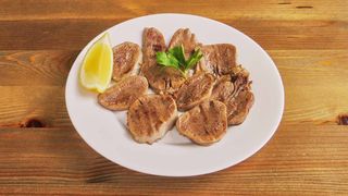 Телешки език в масло (200г)