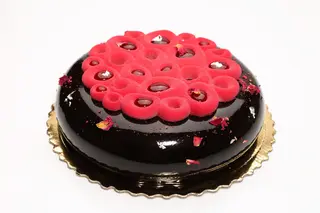 Bezglutenowy tort czekoladowo-wiśniowy