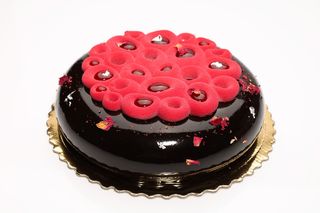 Bezglutenowy tort czekoladowo-wiśniowy
