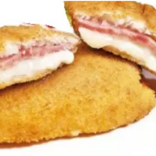 Cachopo de pollo con jamón y queso