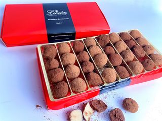 Cajita de trufitas Luzón – 600 g