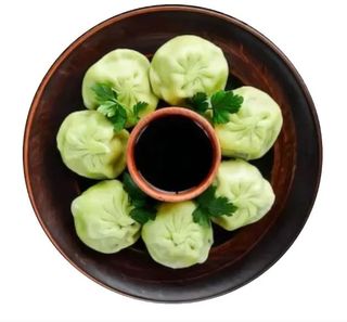 Chinkali Ze Szpinakiem I Bryndzą