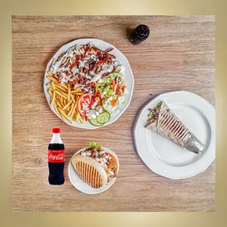 Zestaw Lunch Box  mały + Cola 0.5L