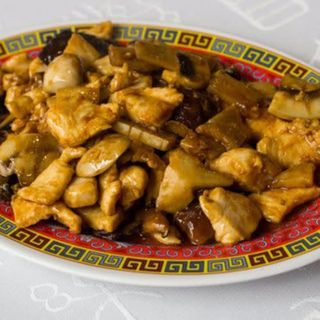 71.Pollo Con Bambú Y Setas