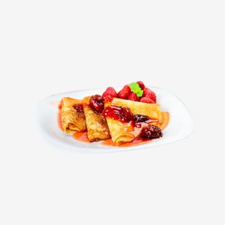 Clătite cu dulceaţă de afine sau căpşuni