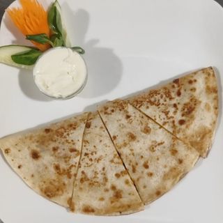 Quesadillas De Carne