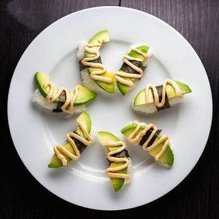 Nigiri Avocado