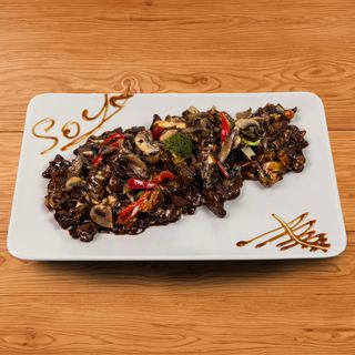 Junetina u soja sosu sa šampinjonima