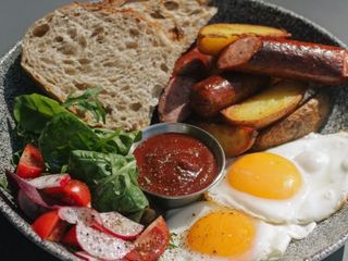 Ковбаска та картопля (480g)