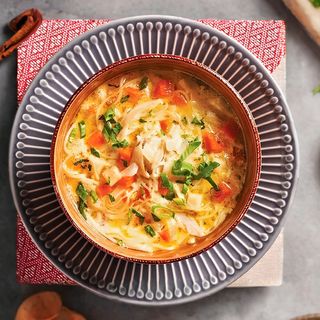 Домашна пилешка супа (400г)