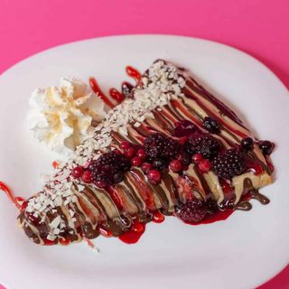 Palačinke Čokolada-malina-jagoda-trokut