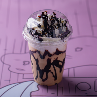 ტიფანის ცივი ყავა ნაყინით