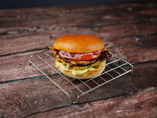 Classic  smash burger + Coca-Cola