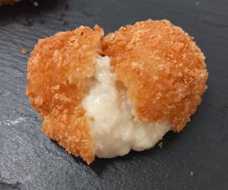 Ración de croquetas de Pollo Caseras (5 Uds.)