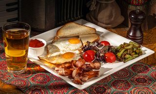 ინგლისური საუზმე