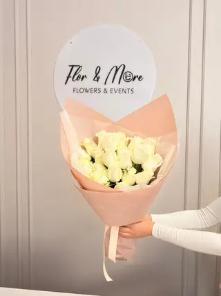 Buchet Flori 21 Ziua ta norocoasa - alb