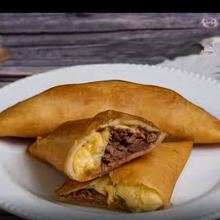  Empanada Mixta 