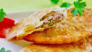 Комбо Чебурек +напій+соус 