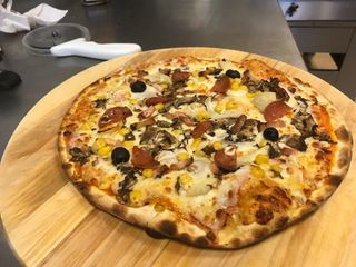 Pizza 4 Estaciones - Pequeña