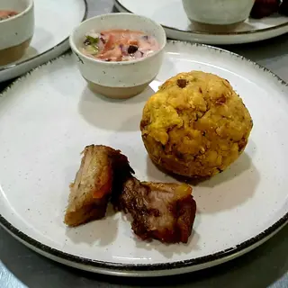 Bolones De Chicharrón (1 Ud.)
