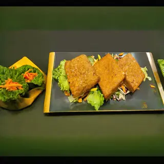 Tempeh prženi s prilozima