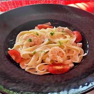 Паста с морепродуктами (350гр)