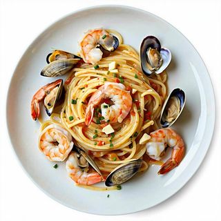SPAGHETTI VONGOLE E GAMBERETTI