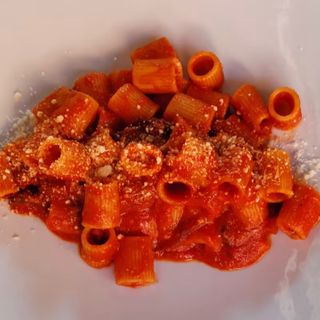 Amatriciana di rigatoni artigianali