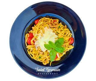 Spaghete cu fructe de mare