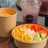 КОМБО-БОУЛ (бульон курячий + боул з лососем + лимонад/ айс латте)