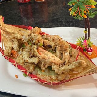 110A. Ancas De Rana Fritas Con Sal Y Pimienta