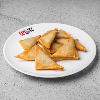 Empanadillas de pollo con salsa curry