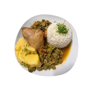 Frango com Quiabo e Polenta (Angu)