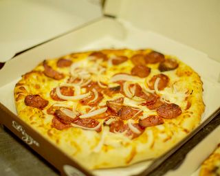 Pizza Mini Calabresa