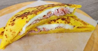 Crepe with ham and cheese
