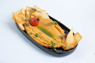 Хумус от нахут с чеснова брускета