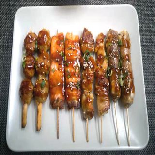 Kushiyaki menú (8 brochetas)