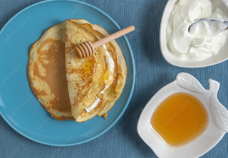 Катма - мед с топено сирене и кашкавал - малка