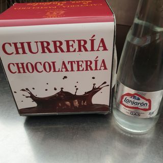 Agua con gas (500 ml.)