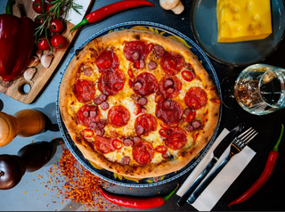 Pizza Pepperoni Ø 32cm