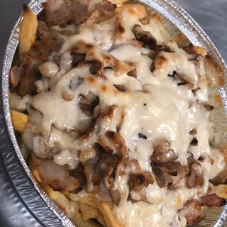 Patatas gratinadas kebab