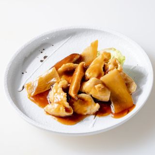 116 Pollo funghi e bambu